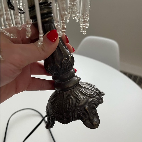 ❌SOLD❌ Vintage Fringe Beaded table lamp with frosted glass and bronze base - Picture 7 of 8